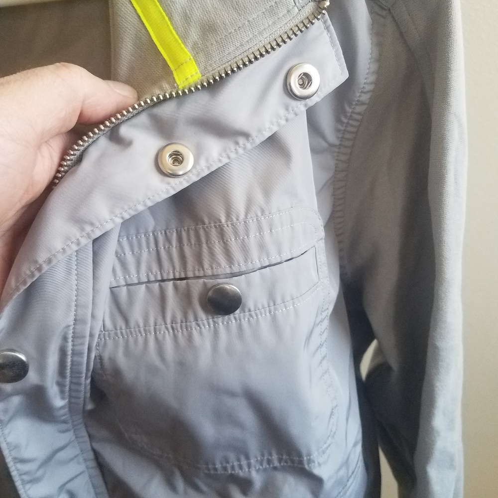 Spring zip up jacket - Picture 2 of 3